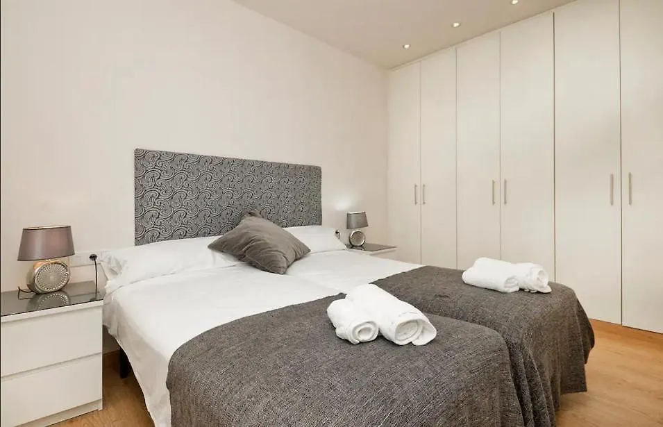 Autentic Barcelona Monumental Apartment