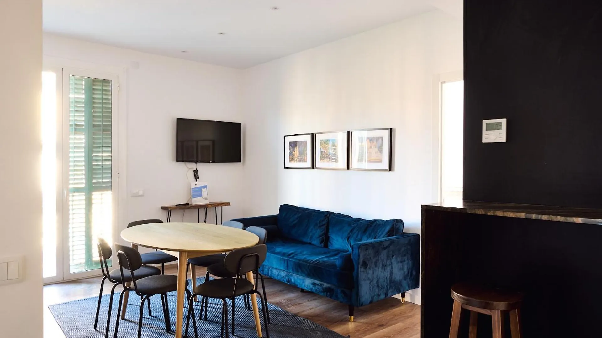 Autentic Barcelona Monumental Apartment
